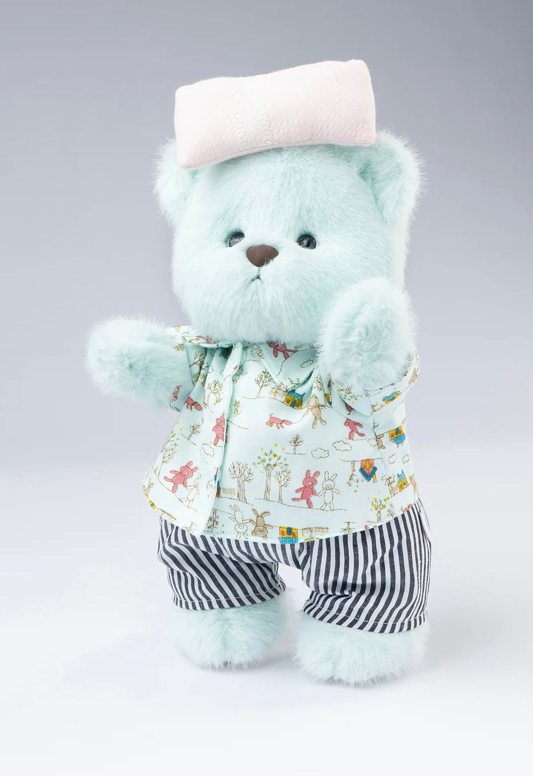 30 cm Sleepy Head Bear